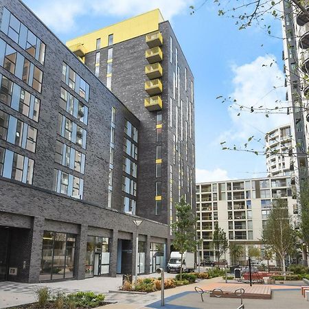 Millharbour Residences Londra Exterior foto